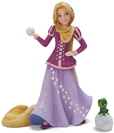 Disney Showcase - Tangled: Holiday Rapunzel Couture de Force